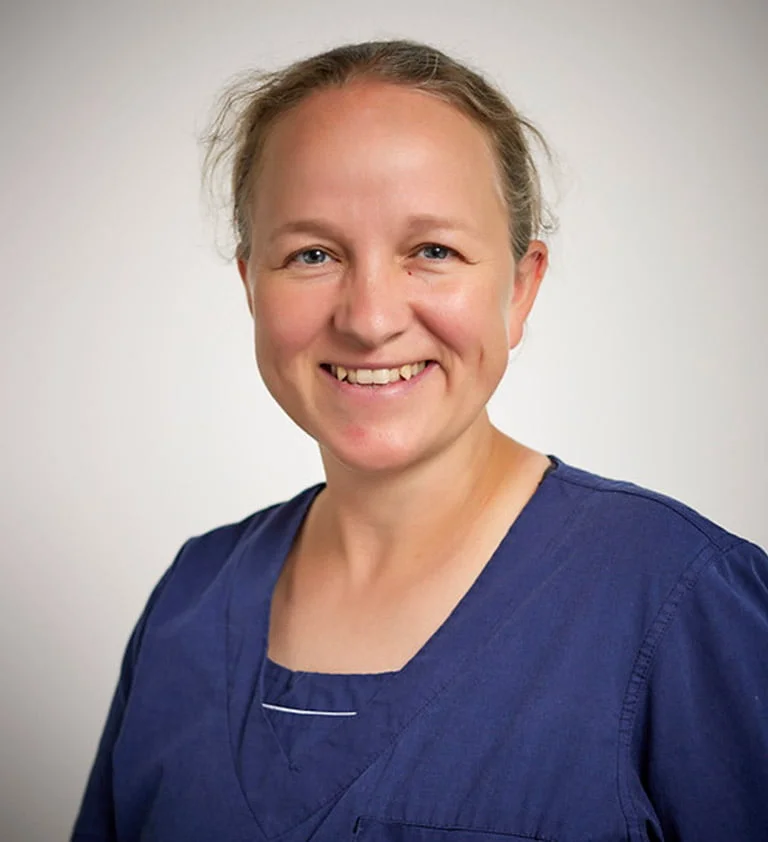 Lene — Klinikassistent hos Hvidtand